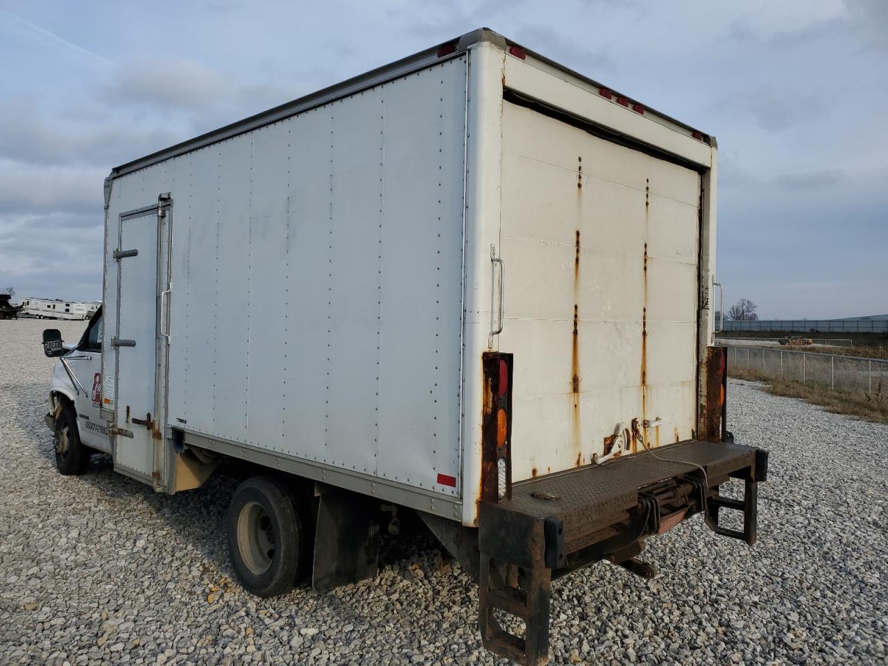 Obraz 3 z 2001 CHEVROLET EXPRESS CUTAWAY G3500 2001 z VIN 1GBJG31RX11203816