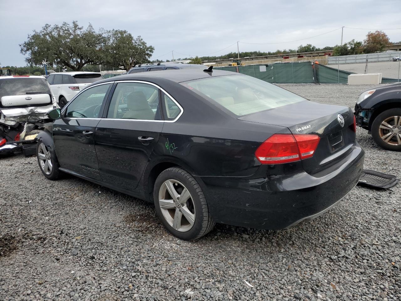 Obraz 2 z 2012 VOLKSWAGEN PASSAT SE 2012 z VIN 1VWBN7A32CC060227