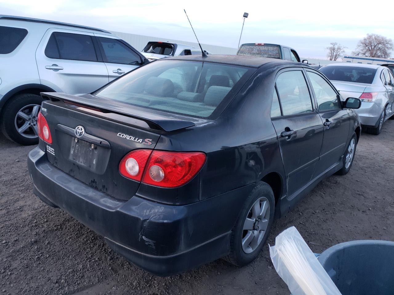 Image 3 of 2007 TOYOTA COROLLA CE 2007 with VIN 1NXBR30E67Z901285