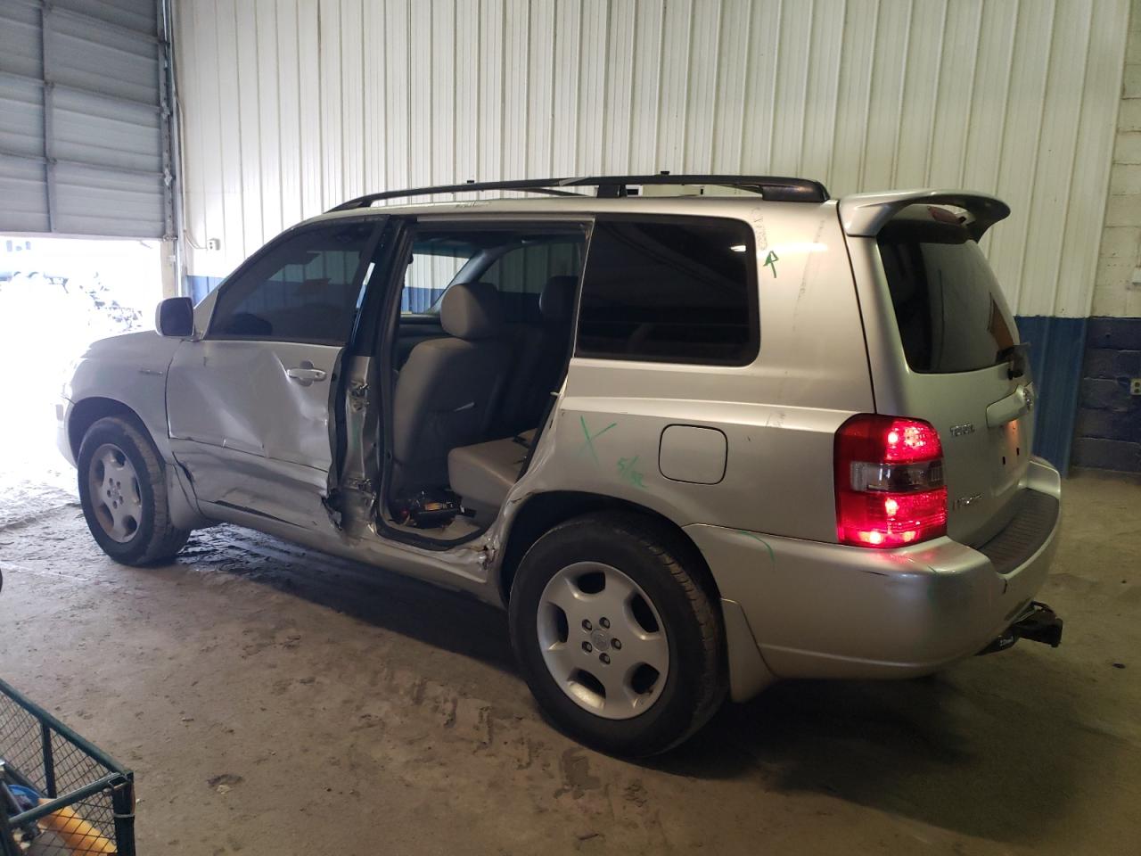 Изображение 2 2005 TOYOTA HIGHLANDER LIMITED 2005 с VIN JTEEP21A250103640