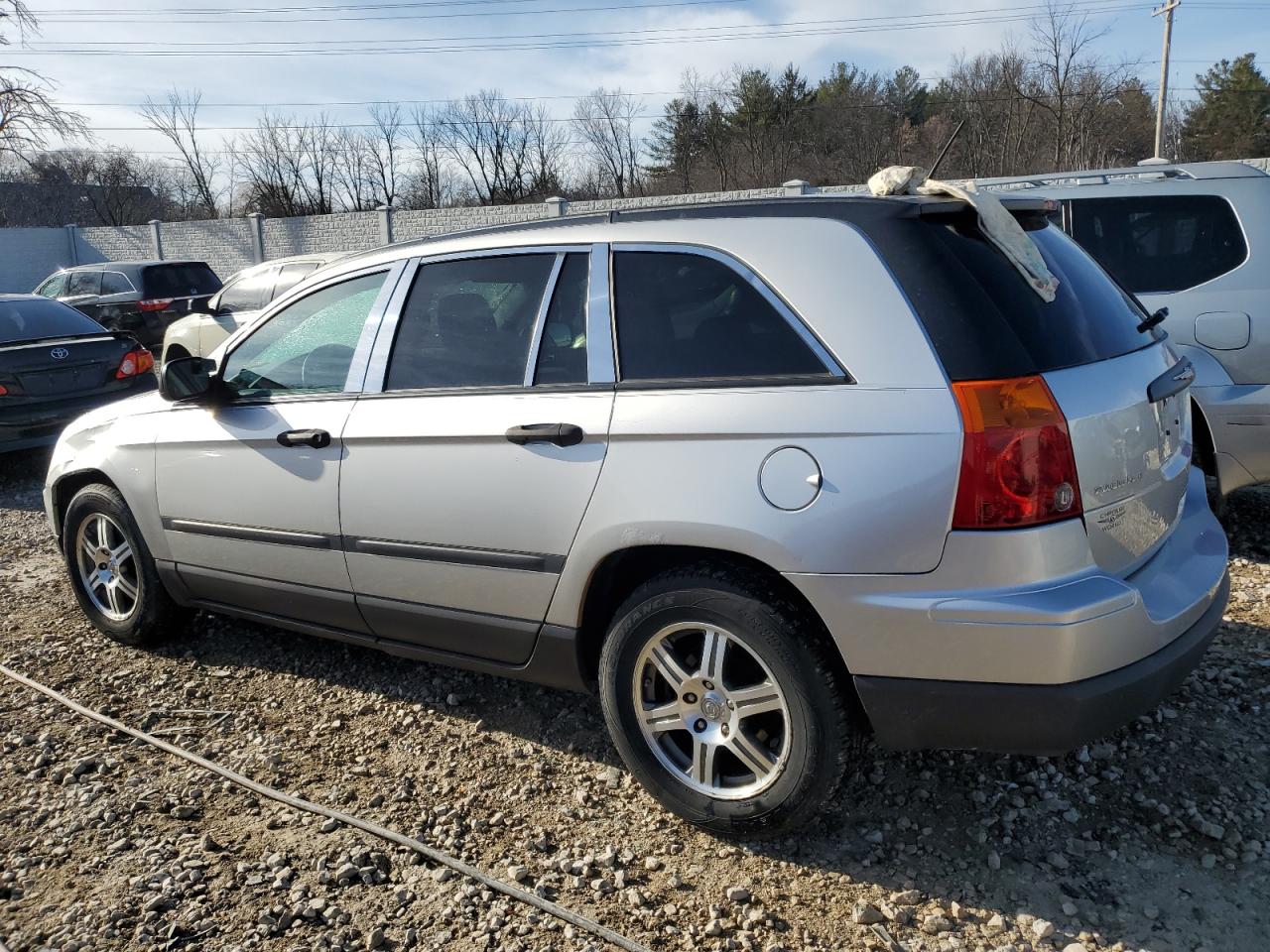 Image 2 of 2007 CHRYSLER PACIFICA  2007 with VIN 2A8GM48L37R128461