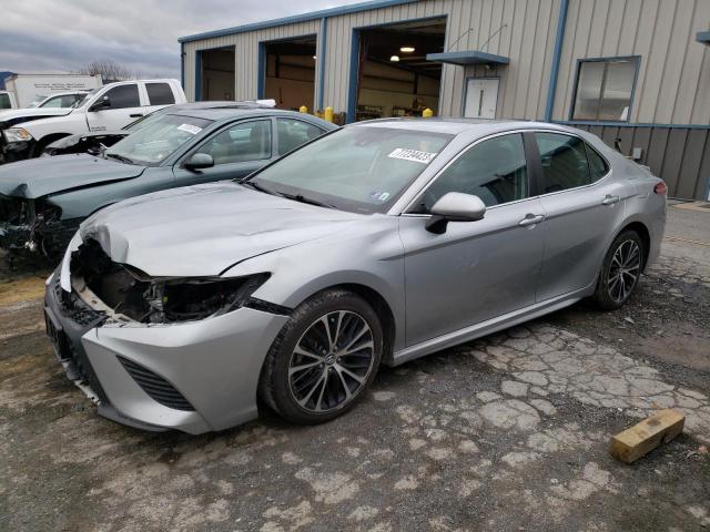 Obraz 1 z 2020 TOYOTA CAMRY SE 2020 z VIN 4T1G11AK4LU340634