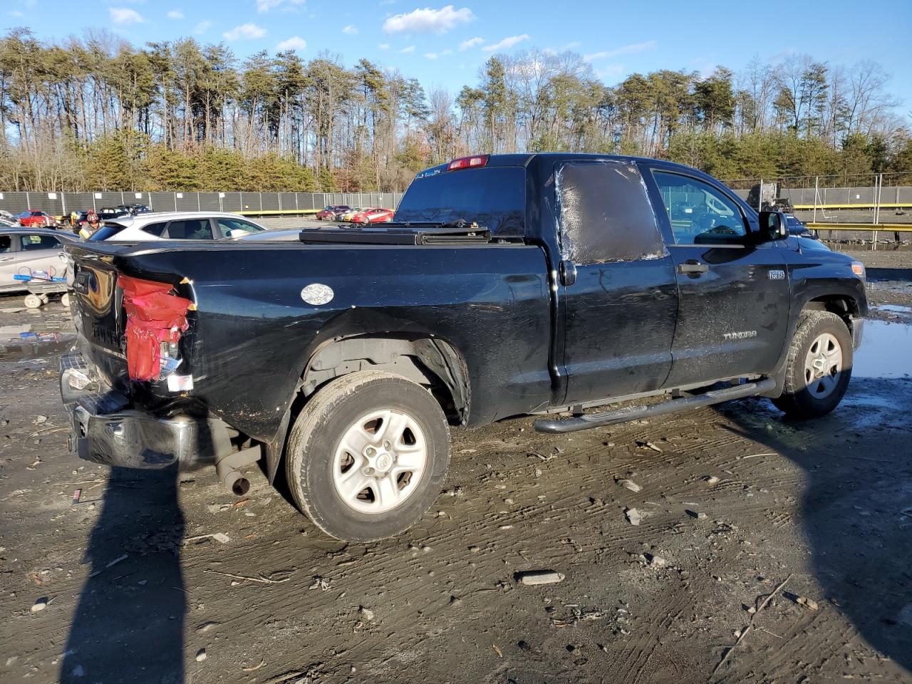 Изображение 3 2017 TOYOTA TUNDRA DOUBLE CAB SR/SR5 2017 с VIN 5TFRY5F11HX220893