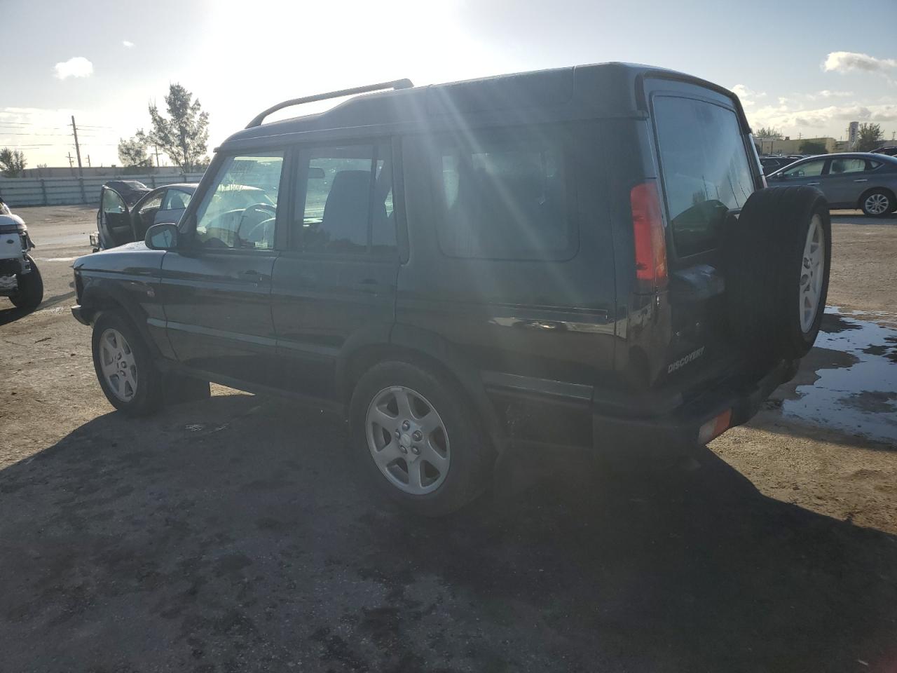 Image 2 of 2003 LAND ROVER DISCOVERY II HSE 2003 with VIN SALTR16463A783593