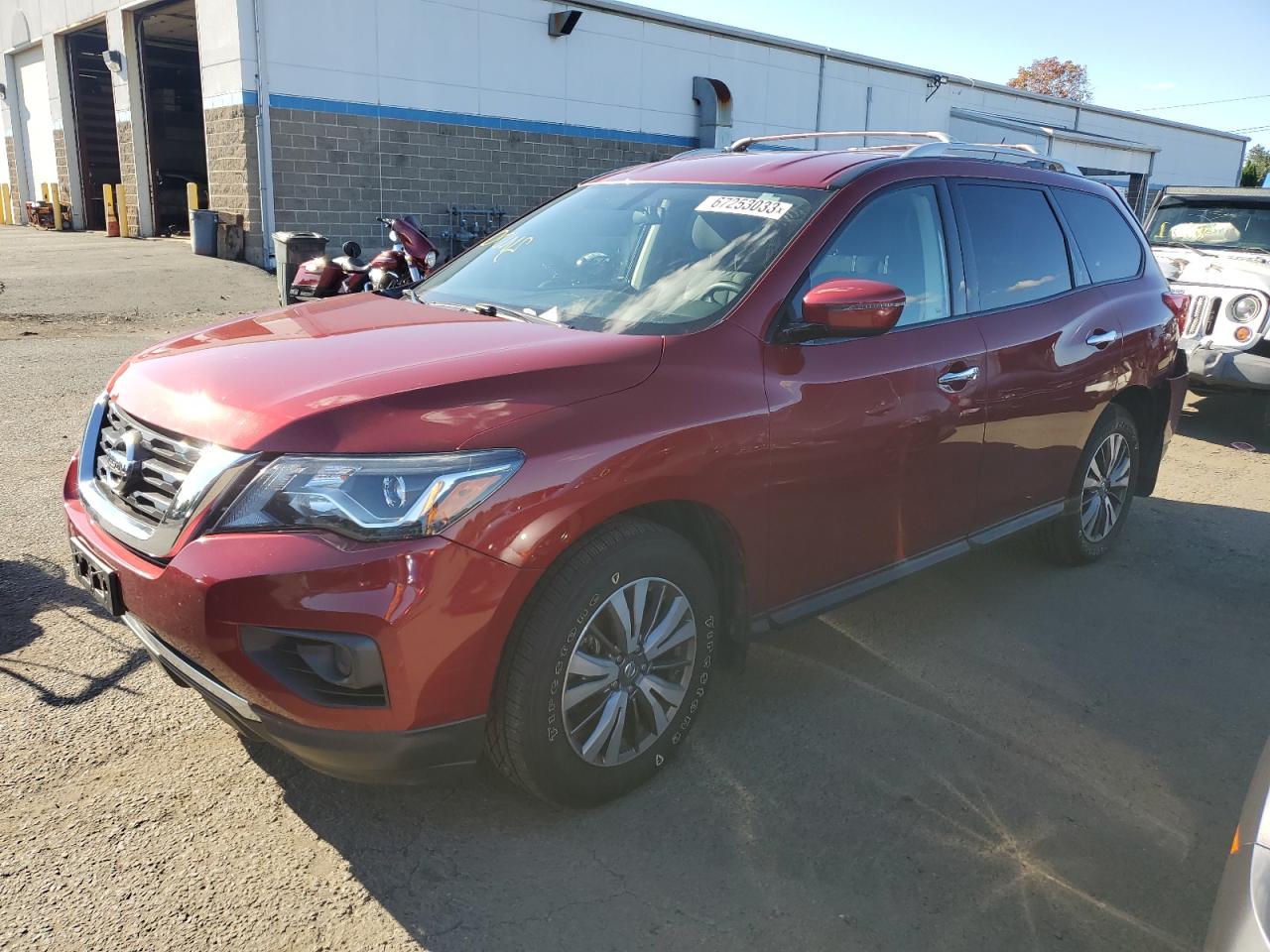 Obraz 1 z 2018 NISSAN PATHFINDER S 2018 z VIN 5N1DR2MM4JC679198