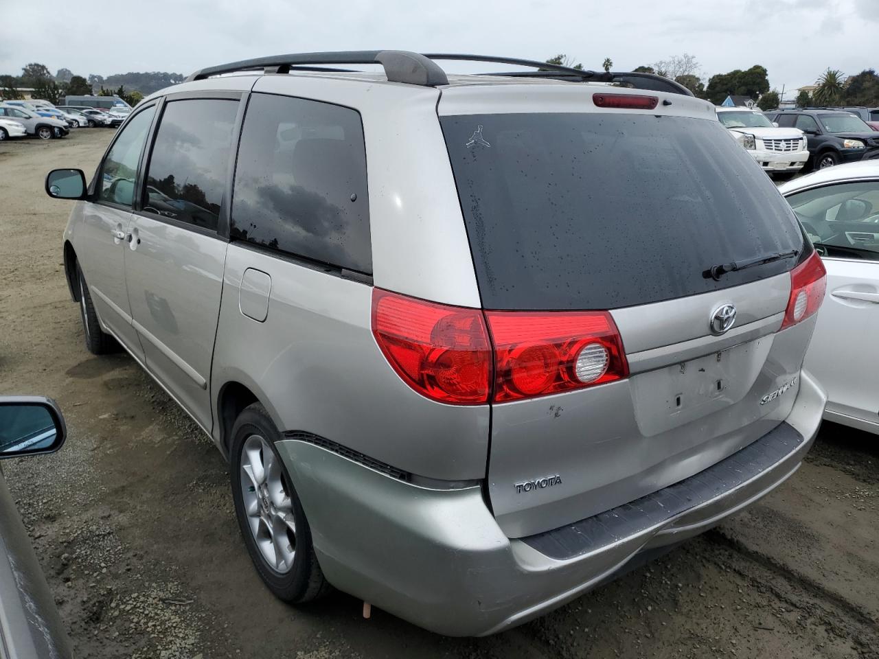 Obraz 2 z 2006 TOYOTA SIENNA CE 2006 z VIN 5TDZA23C96S522802