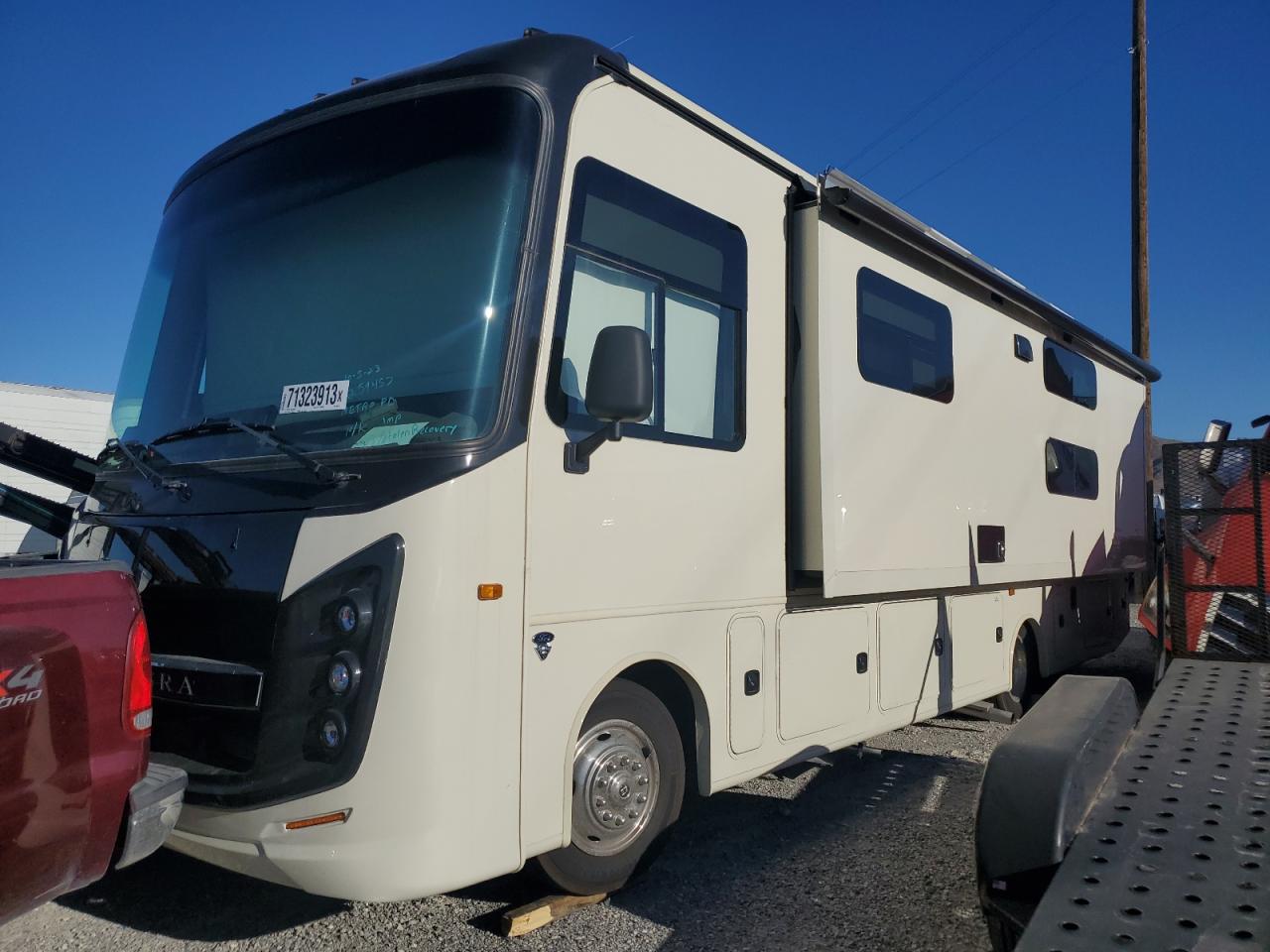 Изображение 2 2023 FORD F53  2023 с VIN 1F65F5DN2N0A07341