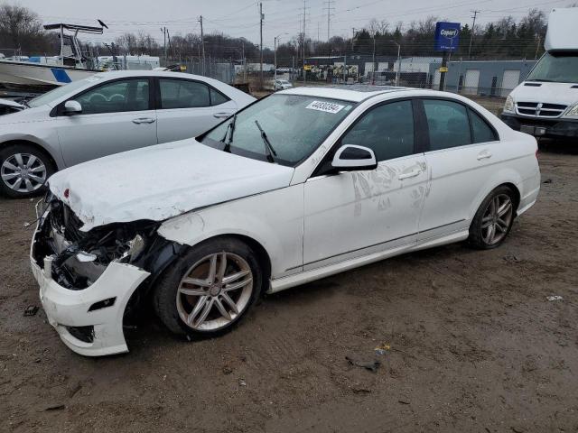 Obraz 1 z 2013 MERCEDES-BENZ C 250 2013 z VIN WDDGF4HB7DR287497