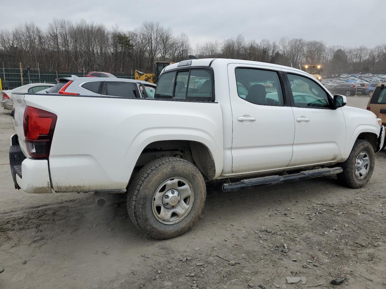Image 3 of 2018 TOYOTA TACOMA DOUBLE CAB 2018 with VIN 5TFCZ5AN0JX139029