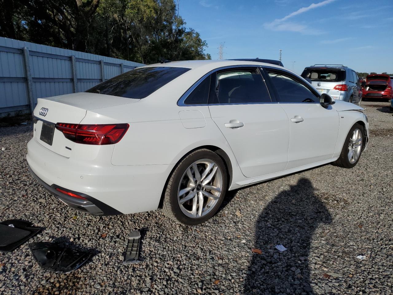 Изображение 3 2022 AUDI A4 PREMIUM 45 2022 с VIN WAUDAAF43NA013614