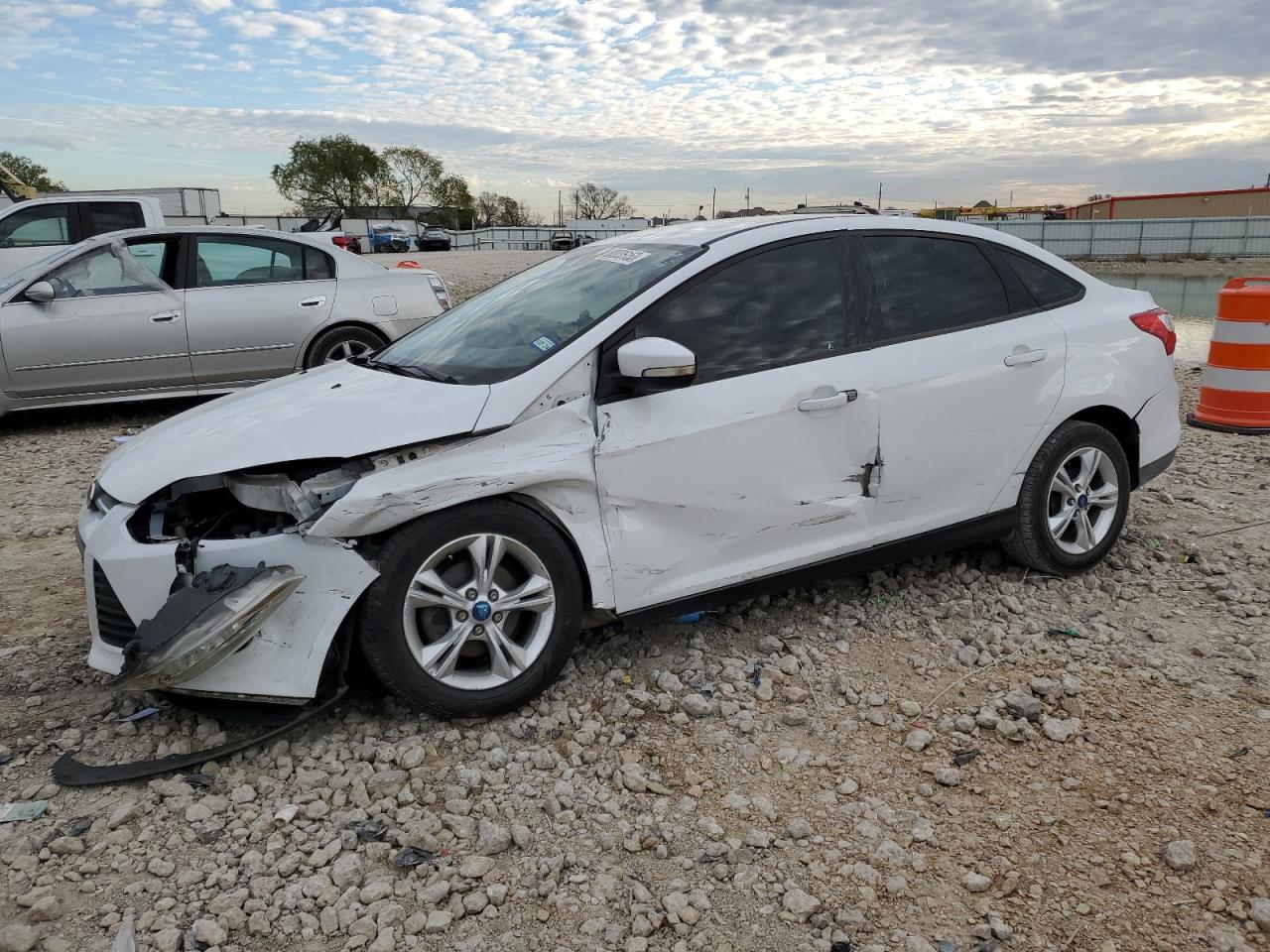 Изображение 1 2013 FORD FOCUS SE 2013 с VIN 1FADP3F21DL123307