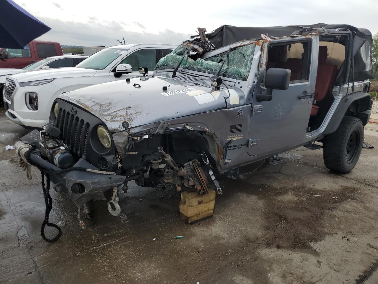 Image 1 of 2014 JEEP WRANGLER UNLIMITED SAHARA 2014 with VIN 1C4BJWEG3EL265306