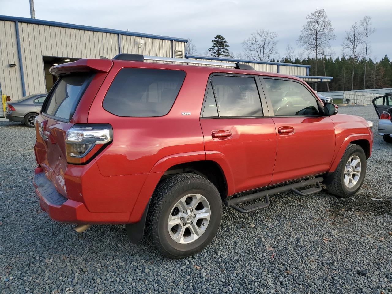 Изображение 3 2020 TOYOTA 4RUNNER SR5 2020 с VIN JTEZU5JR1L5221762