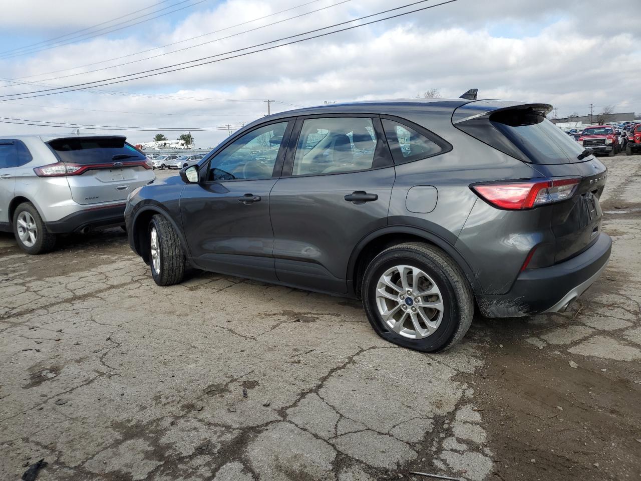 Obraz 2 z 2020 FORD ESCAPE S 2020 z VIN 1FMCU0F65LUA22050
