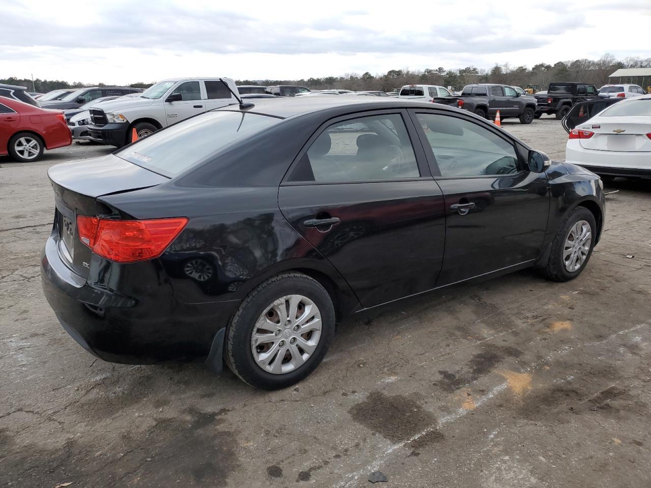 Obraz 3 z 2010 KIA FORTE EX 2010 z VIN KNAFU4A29A5864617