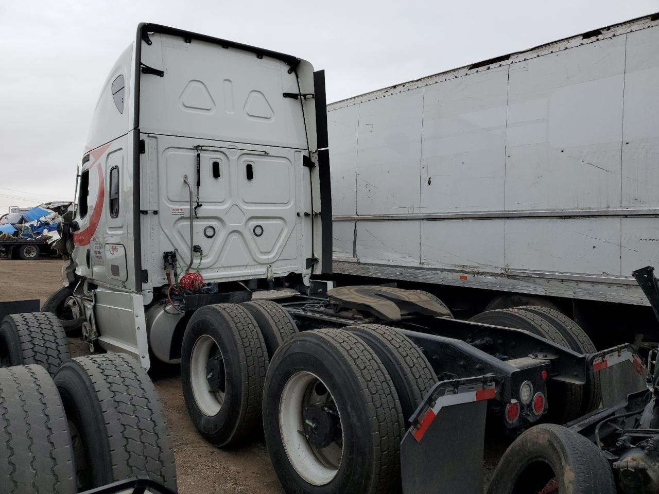Изображение 3 2022 FREIGHTLINER CASCADIA 126  2022 с VIN 3AKJHHFG4NSNJ0953
