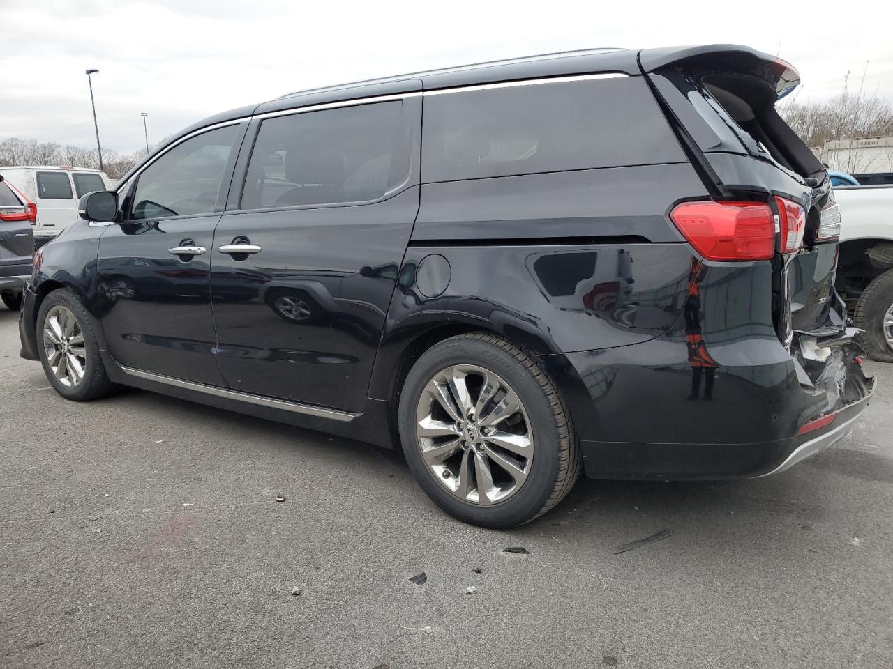 Obraz 2 z 2018 KIA SEDONA SXL 2018 z VIN KNDME5C17J6399654