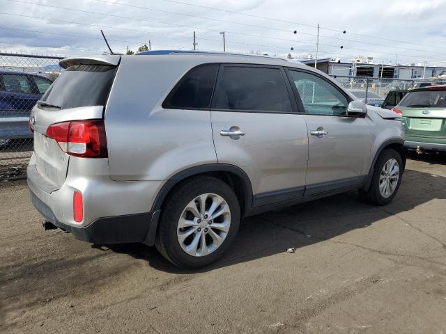 Obraz 3 z 2015 KIA SORENTO EX 2015 z VIN 5XYKUDA73FG620442
