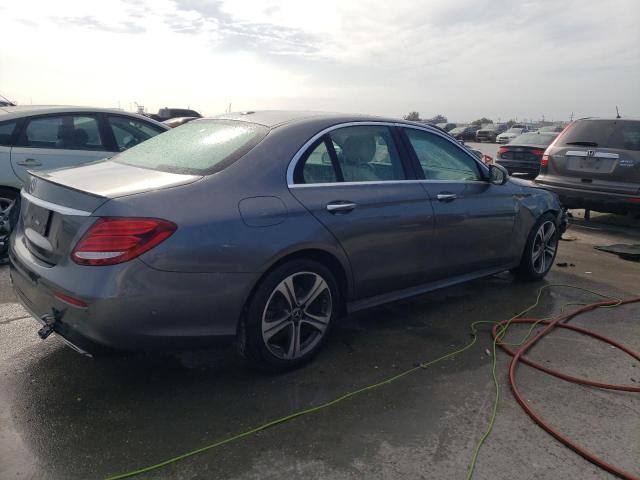 Image 3 of 2018 MERCEDES-BENZ E-CLASS 300 2018 with VIN WDDZF4JB9JA340309