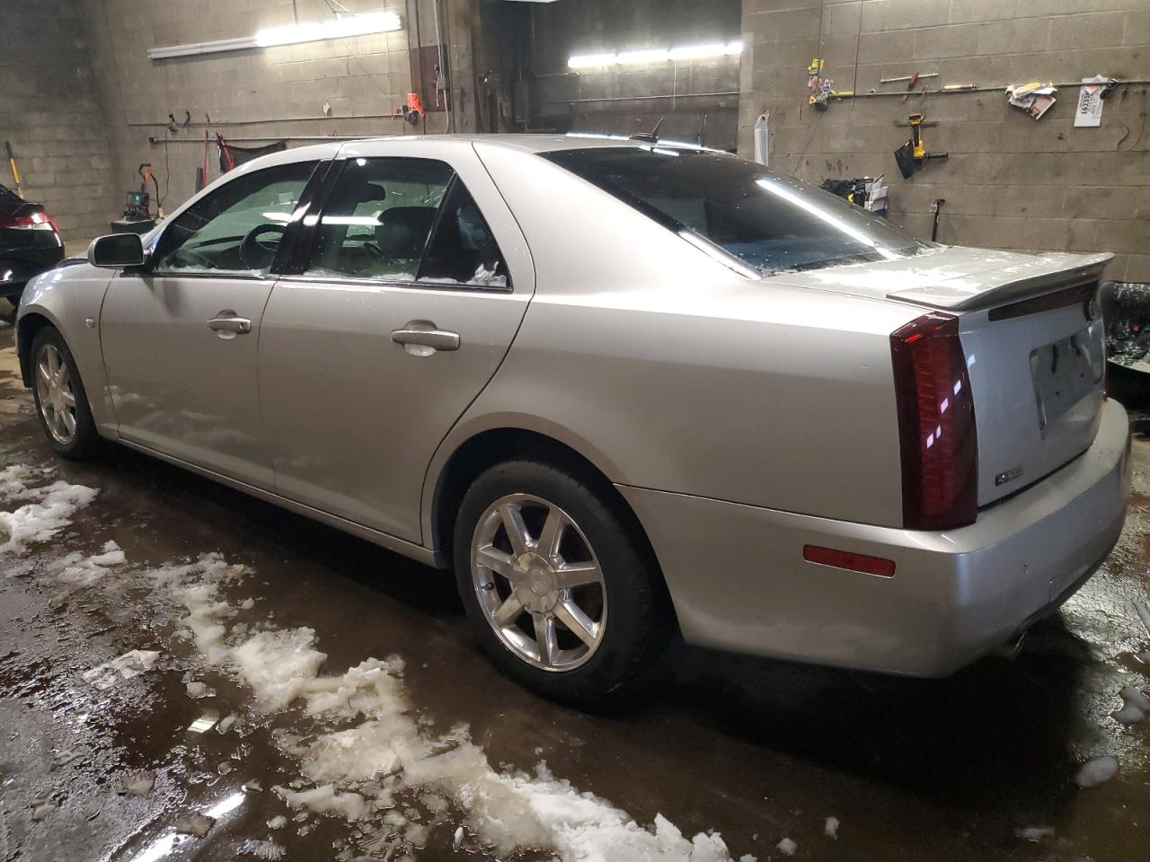 Image 2 of 2005 CADILLAC STS  2005 with VIN 1G6DC67A550189281