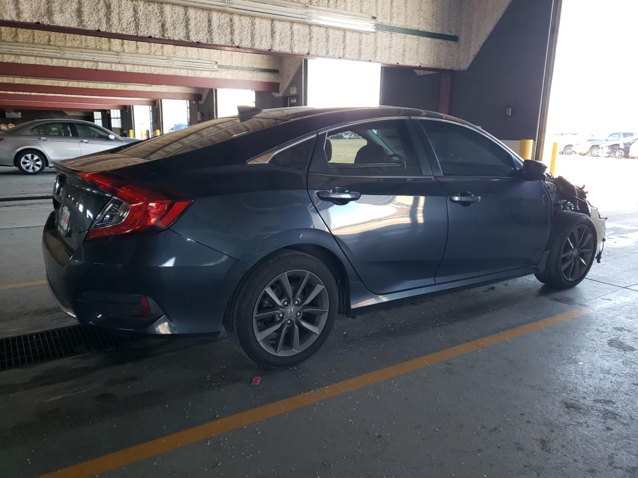 Obraz 3 z 2021 HONDA CIVIC EX 2021 z VIN 19XFC1F38ME209055