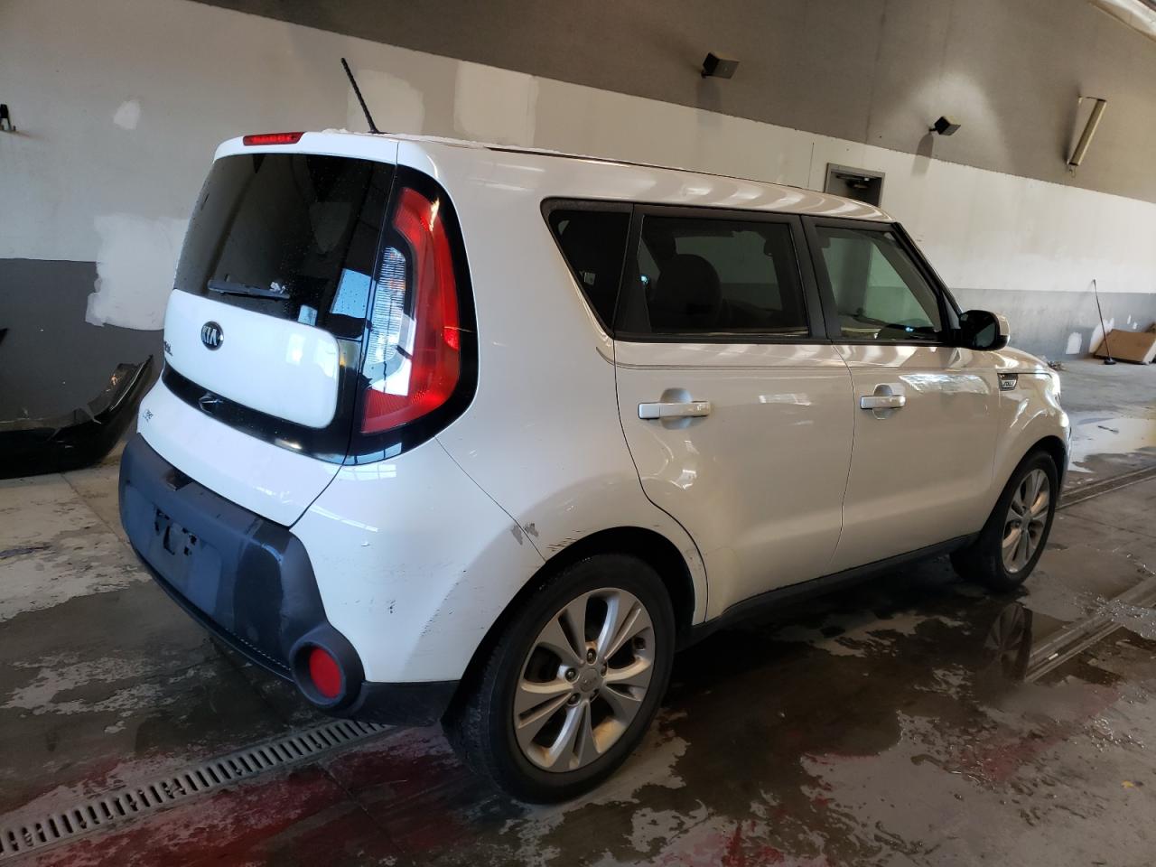 Image 3 of 2015 KIA SOUL + 2015 with VIN KNDJP3A5XF7166361