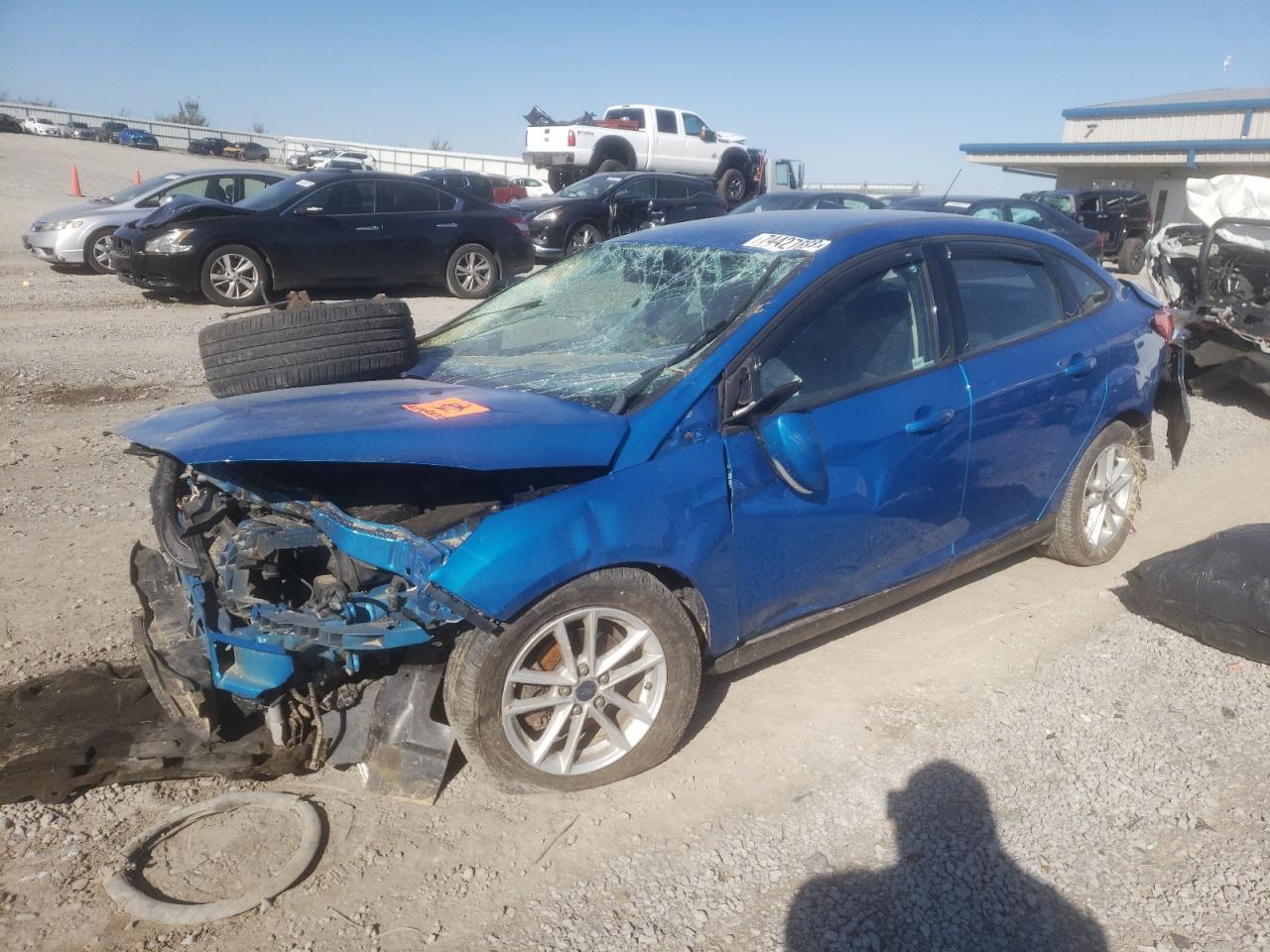Изображение 1 2015 FORD FOCUS SE 2015 с VIN 1FADP3F2XFL227152