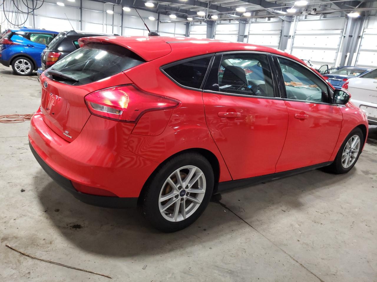 Image 3 of 2016 FORD FOCUS SE 2016 with VIN 1FADP3K23GL270657