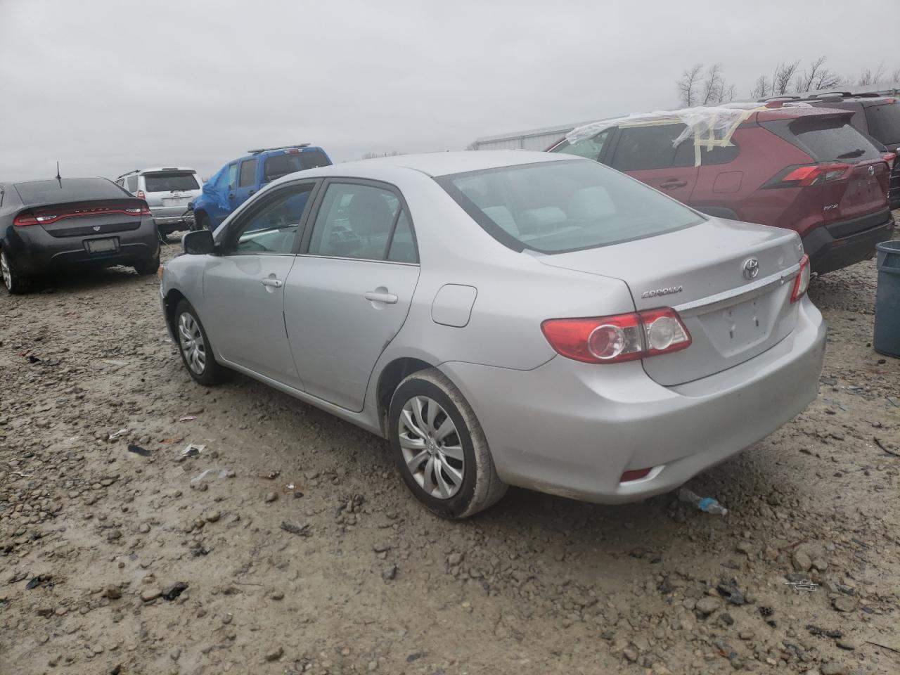 Image 2 of 2013 TOYOTA COROLLA BASE 2013 with VIN 2T1BU4EE5DC046704