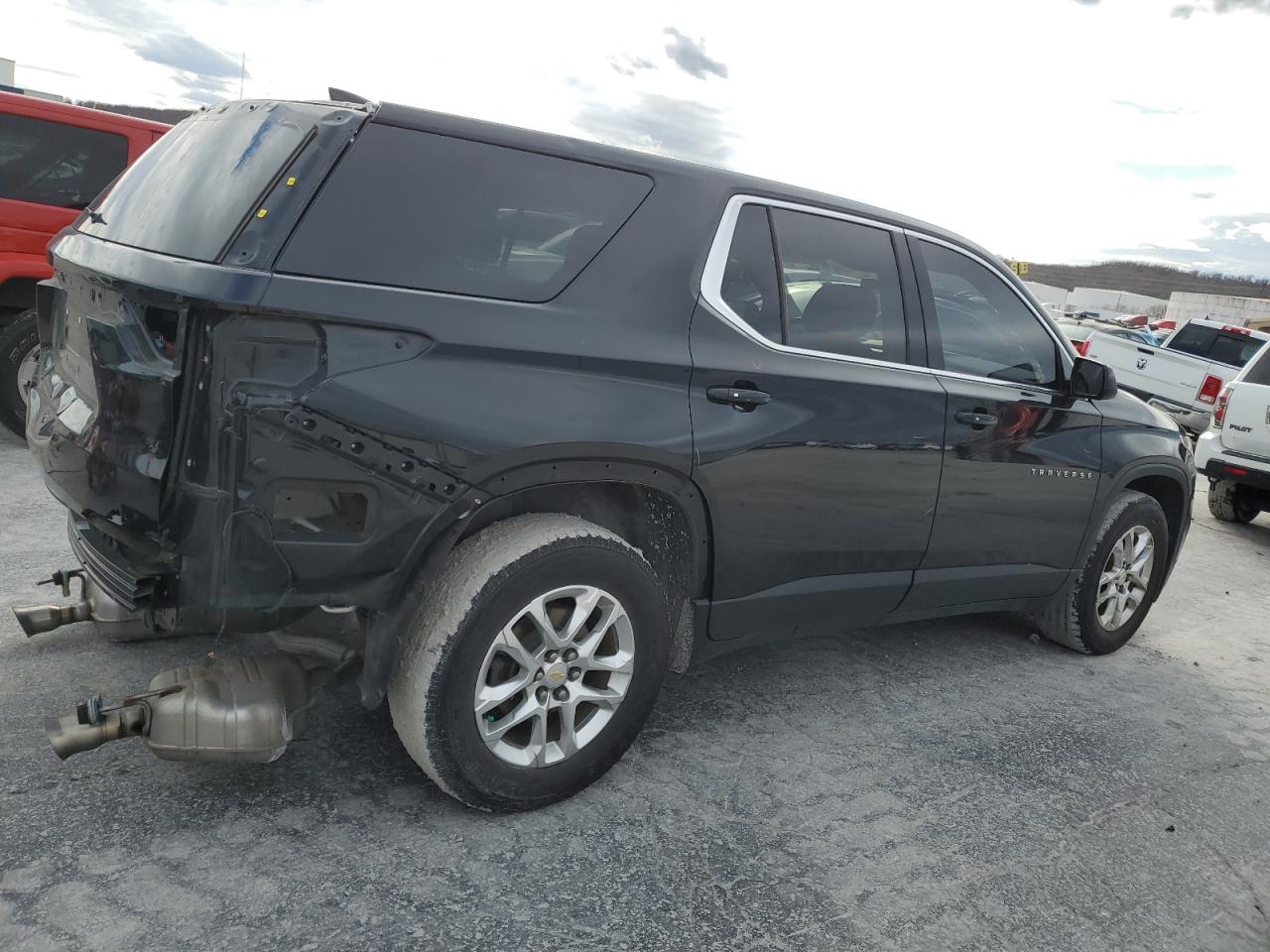Image 3 of 2020 CHEVROLET TRAVERSE LS 2020 with VIN 1GNERFKW3LJ101944