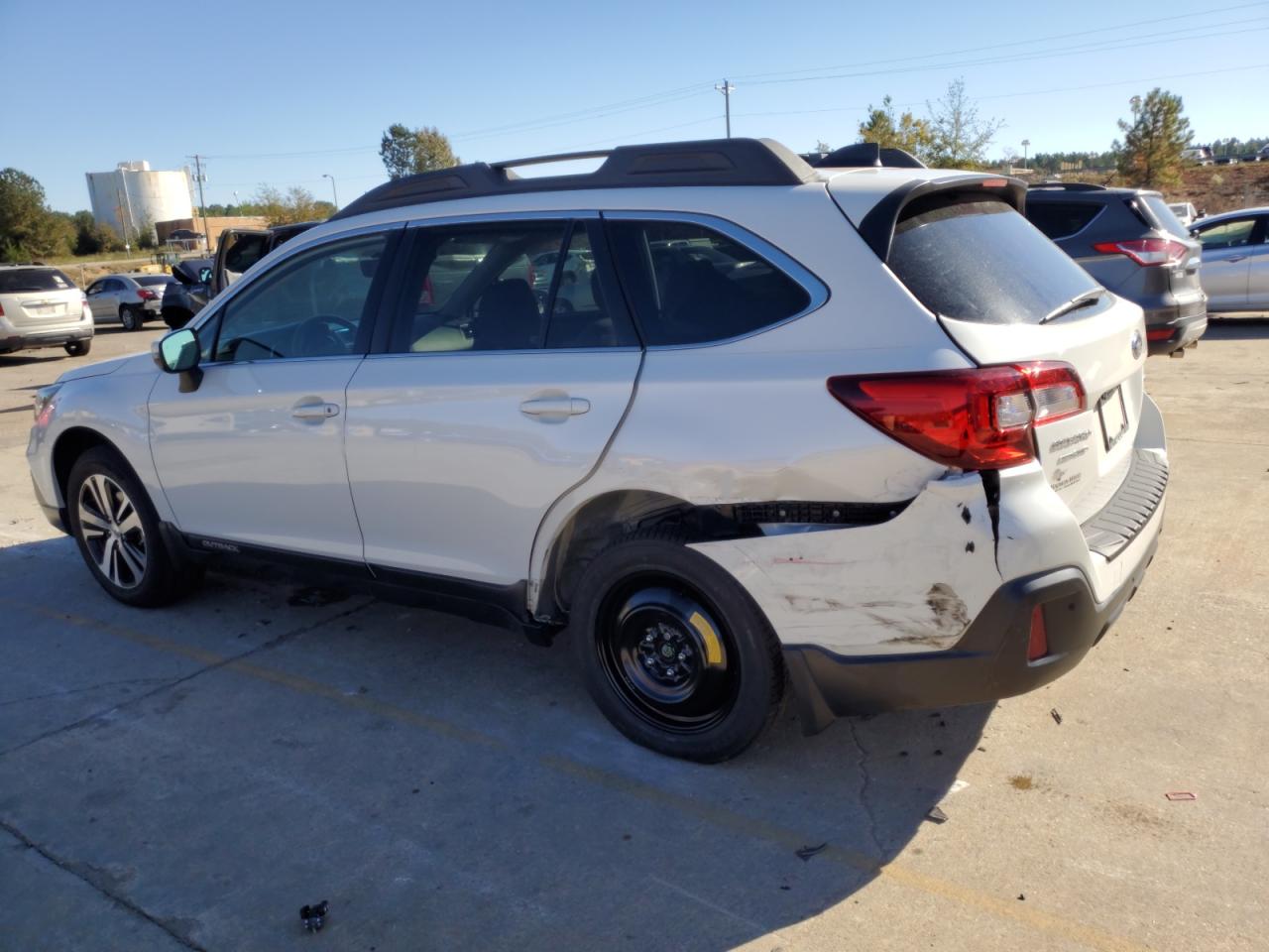 Obraz 2 z 2019 SUBARU OUTBACK 2.5I LIMITED 2019 z VIN 4S4BSANC6K3319945
