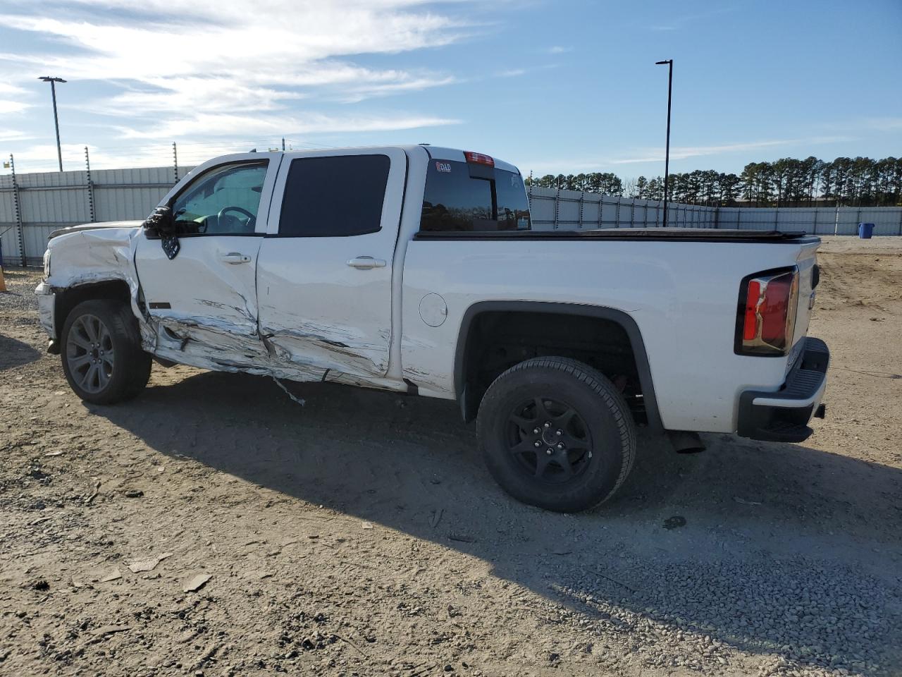 Изображение 2 2017 GMC SIERRA K1500 SLT 2017 с VIN 3GTU2NEC8HG245972