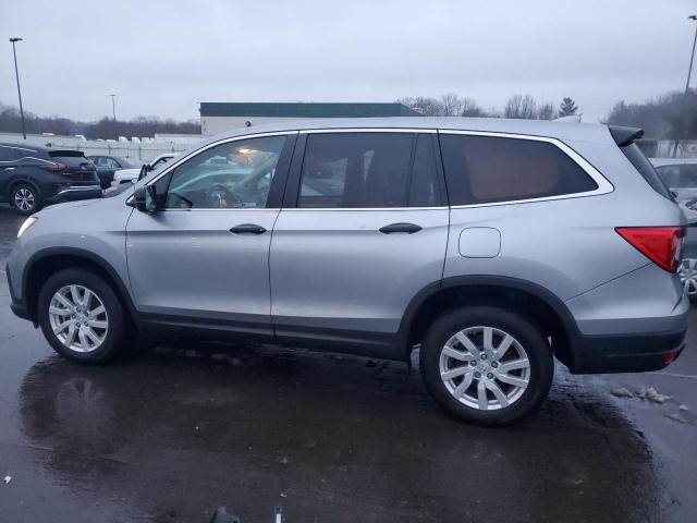Image 2 of 2020 HONDA PILOT LX 2020 with VIN 5FNYF6H12LB007233