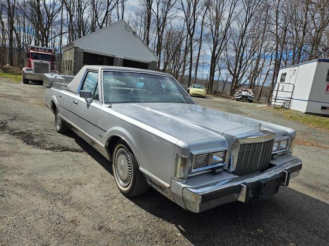 Image 2 of 1985 LINCOLN TOWN CAR  1985 with VIN 1LNBP96F7FY657999