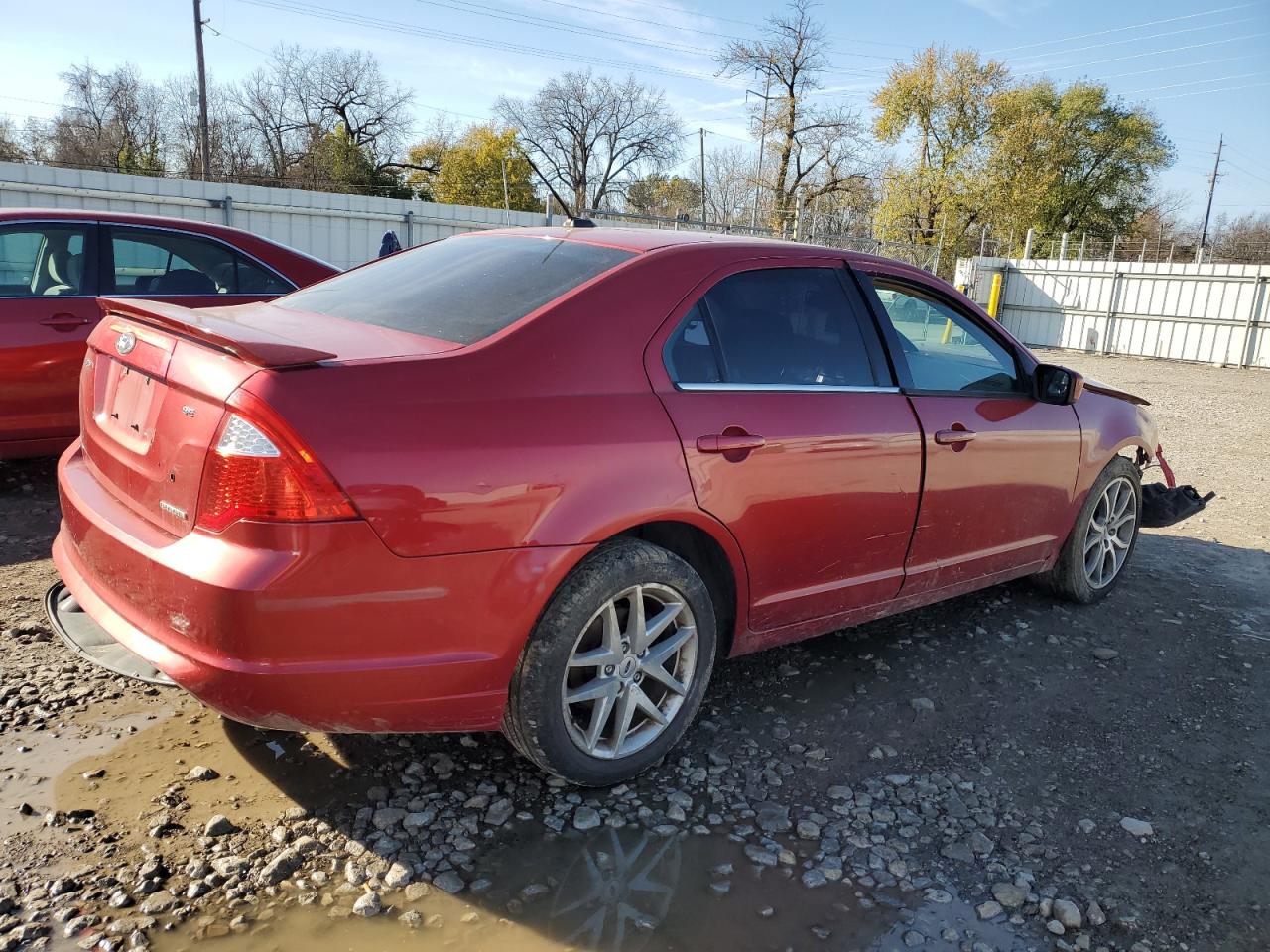 Image 3 of 2011 FORD FUSION SE 2011 with VIN 3FAHP0HG0BR126884