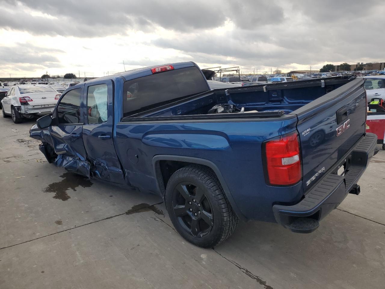 Image 2 of 2016 GMC SIERRA K1500 2016 with VIN 1GTV2LEC9GZ394009