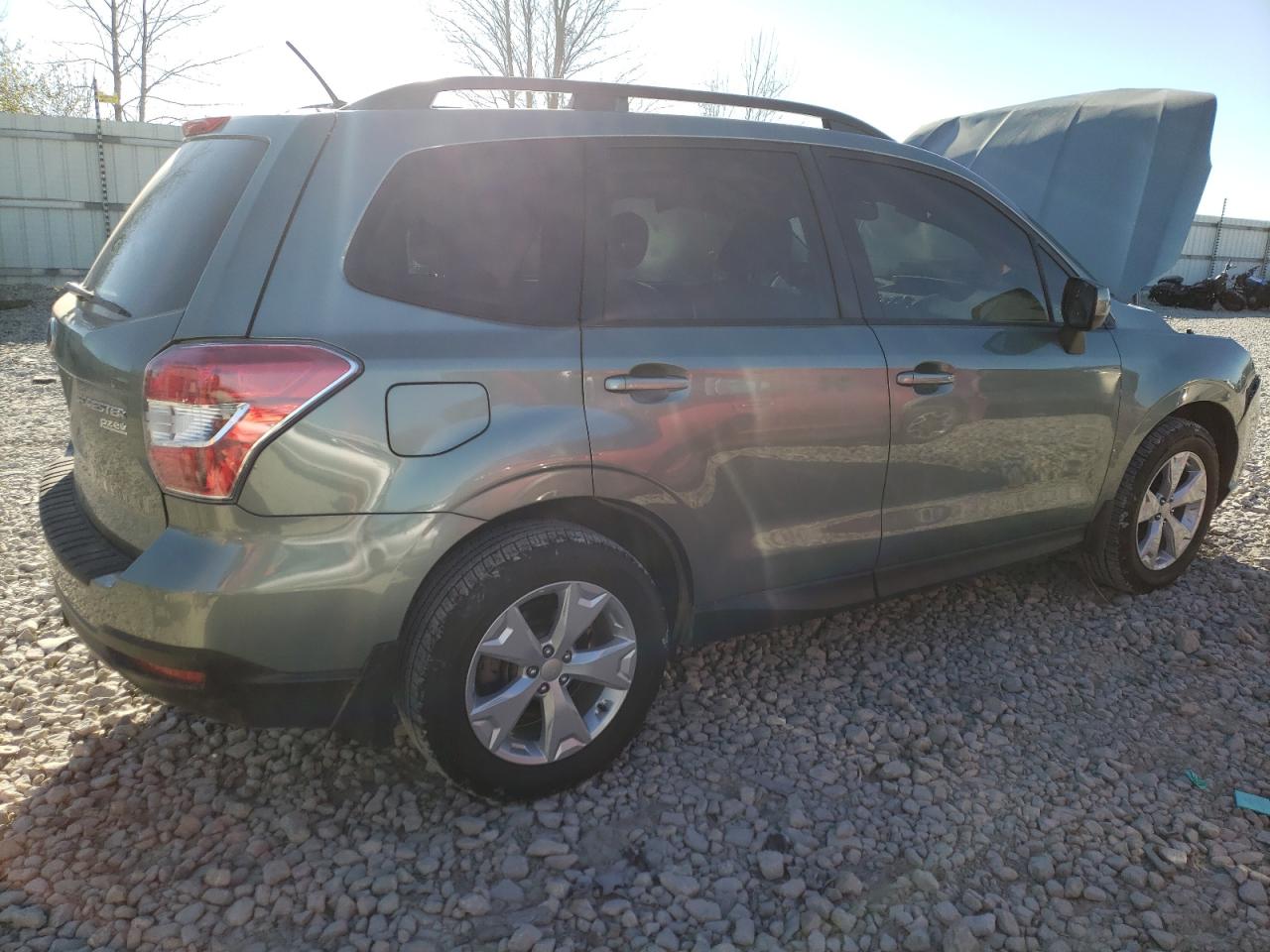Image 3 of 2015 SUBARU FORESTER 2.5I PREMIUM 2015 with VIN JF2SJAGC8FH525167