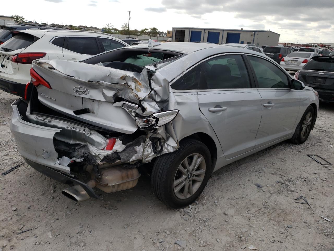 Obraz 3 z 2015 HYUNDAI SONATA SE 2015 z VIN 5NPE24AF2FH143148