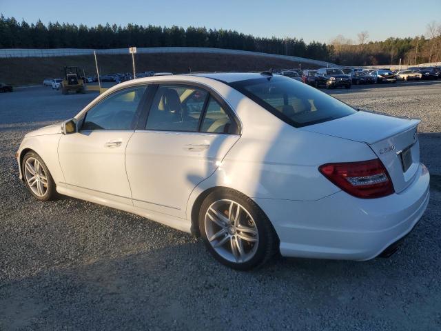Image 2 of 2014 MERCEDES-BENZ C 250 2014 with VIN WDDGF4HB3ER306791