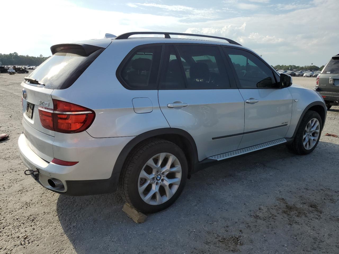 Obraz 3 z 2011 BMW X5 XDRIVE35I 2011 z VIN 5UXZV4C59BL743408
