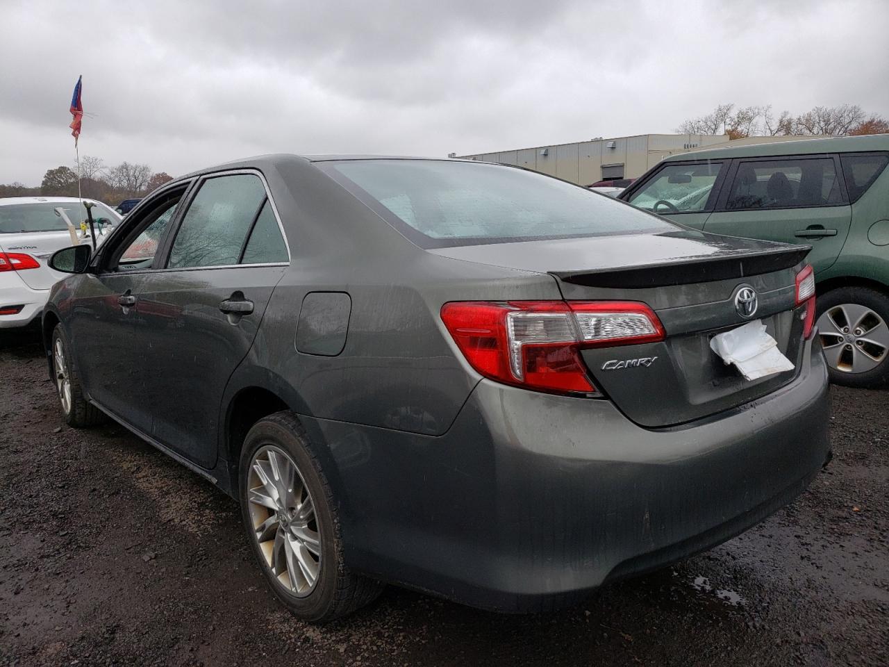 Obraz 2 z 2014 TOYOTA CAMRY L 2014 z VIN 4T4BF1FK9ER361556