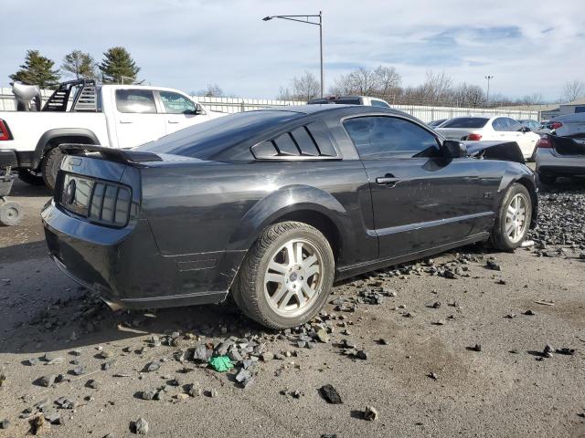 Obraz 3 z 2005 FORD MUSTANG GT 2005 z VIN 1ZVFT82H555106504