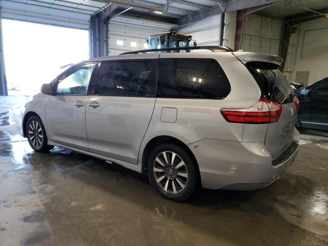 Image 2 of 2018 TOYOTA SIENNA LE 2018 with VIN 5TDJZ3DCXJS198049
