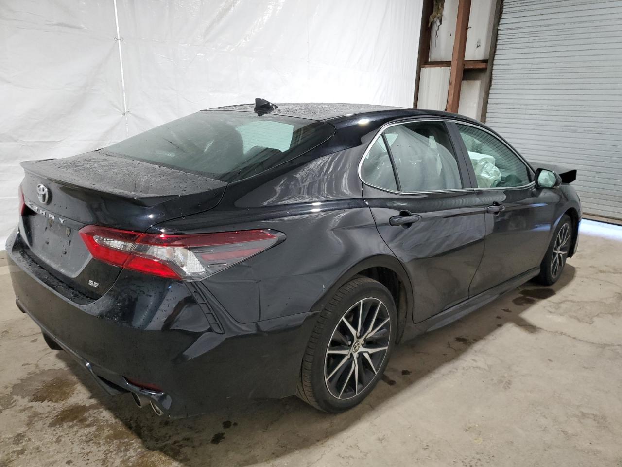 Изображение 3 2022 TOYOTA CAMRY SE 2022 с VIN 4T1G11AK1NU620417