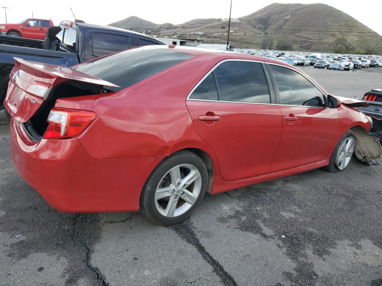 Image 3 of 2014 TOYOTA CAMRY L 2014 with VIN 4T1BF1FK7EU766731
