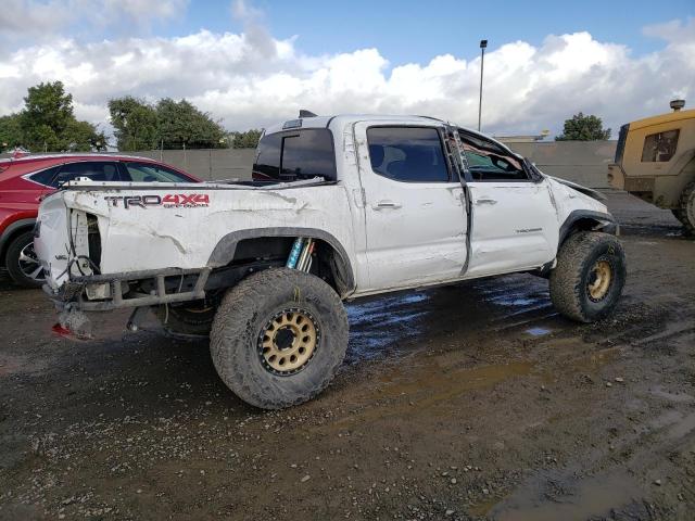 Obraz 3 z 2017 TOYOTA TACOMA DOUBLE CAB 2017 z VIN 5TFCZ5AN5HX108630