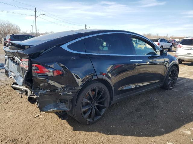 Obraz 3 z 2018 TESLA MODEL X  2018 z VIN 5YJXCDE21JF090026
