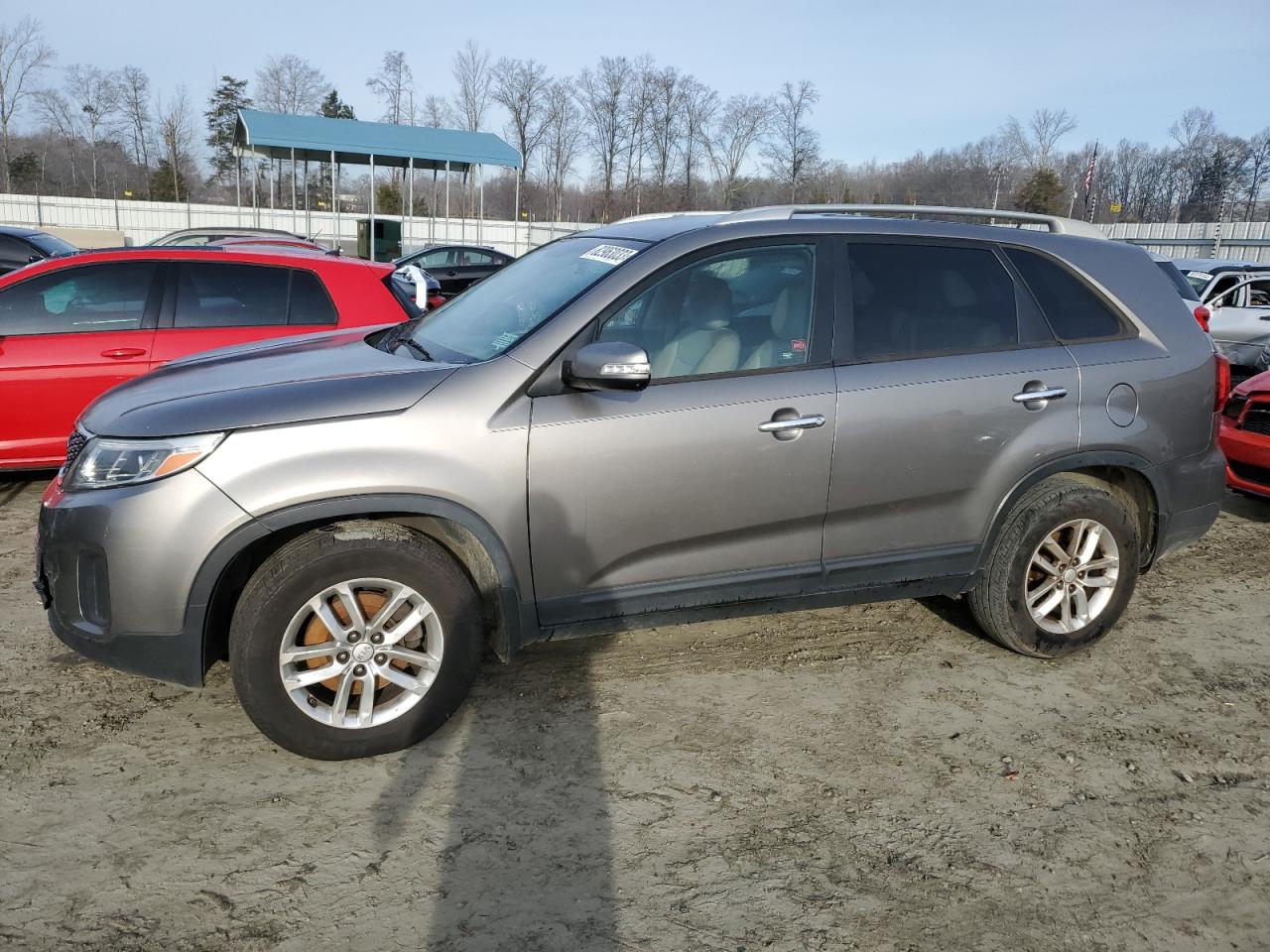 Obraz 1 z 2015 KIA SORENTO LX 2015 z VIN 5XYKTDA77FG607583