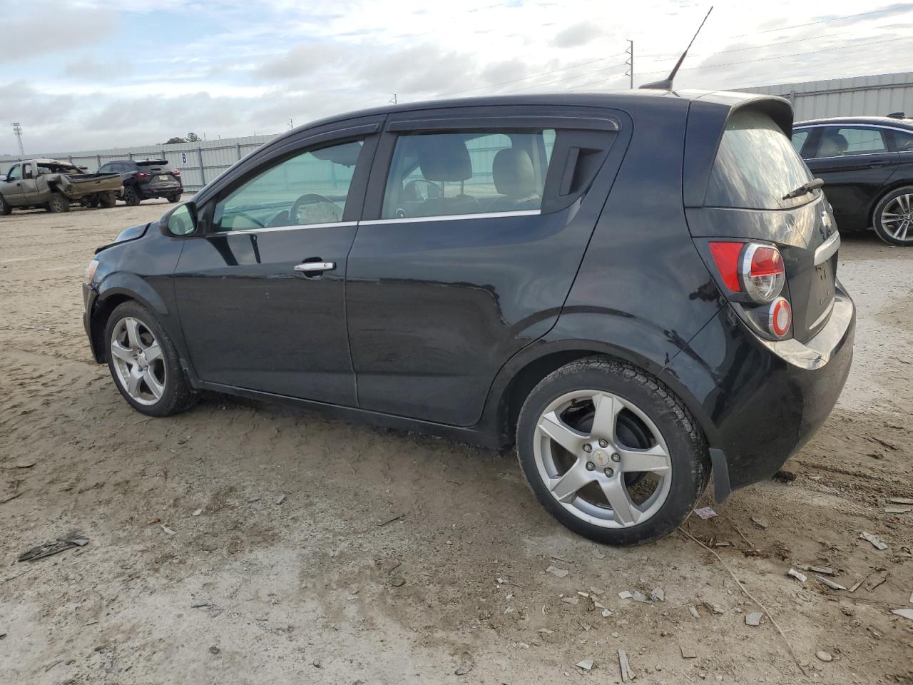Obraz 2 z 2012 CHEVROLET SONIC LTZ 2012 z VIN 1G1JE6SH6C4150535