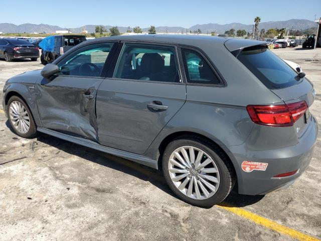 Obraz 2 z 2017 AUDI A3 E-TRON PREMIUM 2017 z VIN WAUUPBFF6HA138889